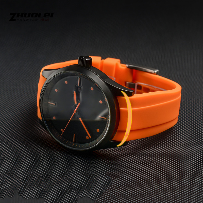 Curved Interface Rubber Strap  - đánh giá và giá Rolex Watch Submariner